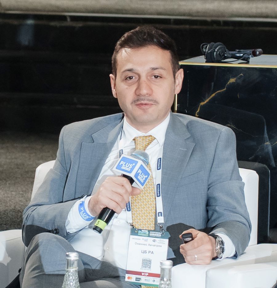 DSC09744_sm832.jpg DSC09744_sm832.jpg